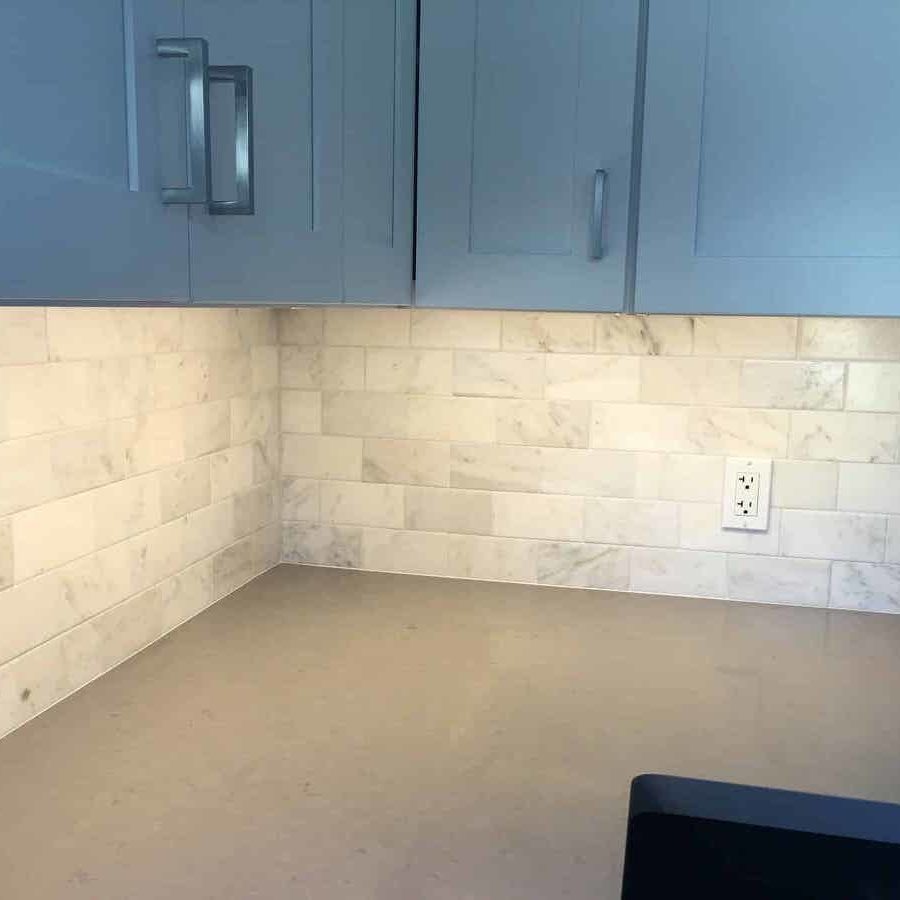 kitchen backsplash tile installation